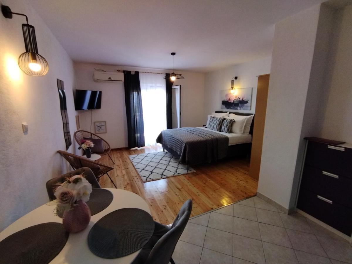 Apartment Marina