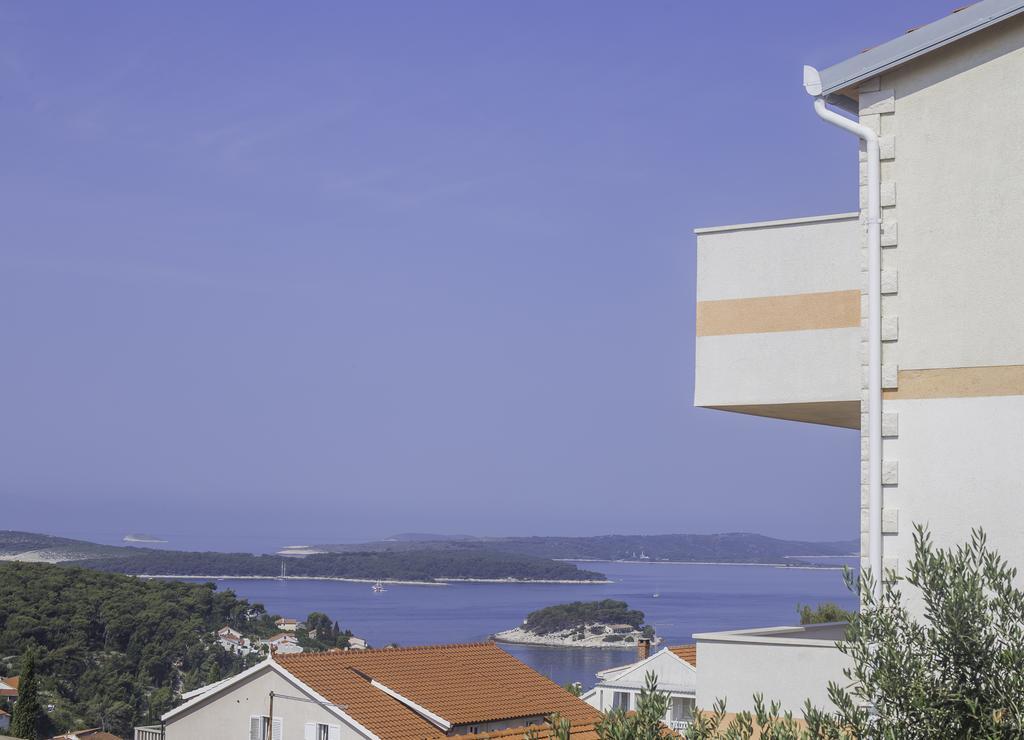Marina Hvar Town